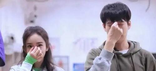 分手后吃瓜情侣,揭秘情侣分手背后的甜蜜与苦涩