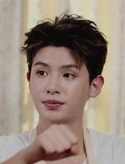 吃瓜的黄明昊,吃瓜达人，娱乐界的“瓜王”