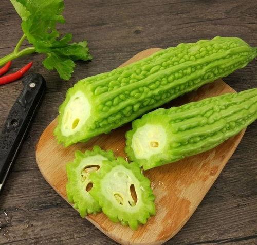 吃瓜头还是瓜尾好呢,吃瓜头还是瓜尾？揭秘最佳食用部位之谜